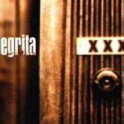 Il testo IN UN MARE DI NOIA dei NEGRITA è presente anche nell'album Xxx (1997)
