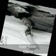 Il testo PISSING IN A RIVER di PATTI SMITH è presente anche nell'album Land (1975-2002) (2002)