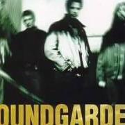 Il testo RUSTY CAGE dei SOUNDGARDEN è presente anche nell'album A-sides (1997)