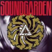 Il testo MIND RIOT dei SOUNDGARDEN è presente anche nell'album Badmotorfinger (1991)
