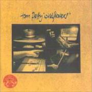 Il testo CRAWLING BACK TO YOU di TOM PETTY è presente anche nell'album Wildflowers (1994)