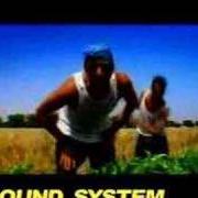Il testo SUNTU IEU dei SUD SOUND SYSTEM è presente anche nell'album Reggae party (1999)