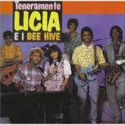 Il testo LA POESIA SEI TU di BEE HIVE è presente anche nell'album Teneramente licia e i bee hive (1987)
