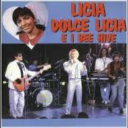 Il testo SENZA DI TE di BEE HIVE è presente anche nell'album Licia dolce licia e i bee hive (1987)