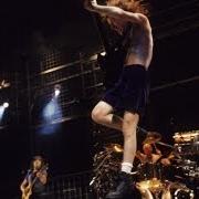 Il testo BACK IN BLACK degli AC/DC è presente anche nell'album Live (1992)