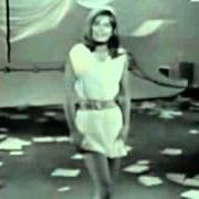 Il testo PAUVRE COEUR di DALIDA è presente anche nell'album La danse de zorba (1964)