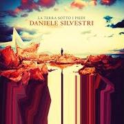 Il testo COMPLIMENTI IGNORANTI di DANIELE SILVESTRI è presente anche nell'album La terra sotto i piedi (2019)