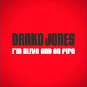 Il testo WOMANBOUND dei DANKO JONES è presente anche nell'album I'm alive and on fire (2001)