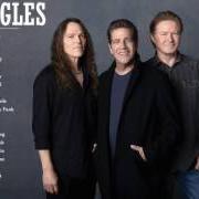 Il testo TAKE IT EASY degli EAGLES è presente anche nell'album Eagles live (1980)