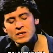 Il testo C'ERA UN RAGAZZO CHE... di GIANNI MORANDI è presente anche nell'album Morandi in teatro (1986)
