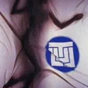 Il testo LAP OF LUXURY dei JETHRO TULL è presente anche nell'album Under wraps (1984)