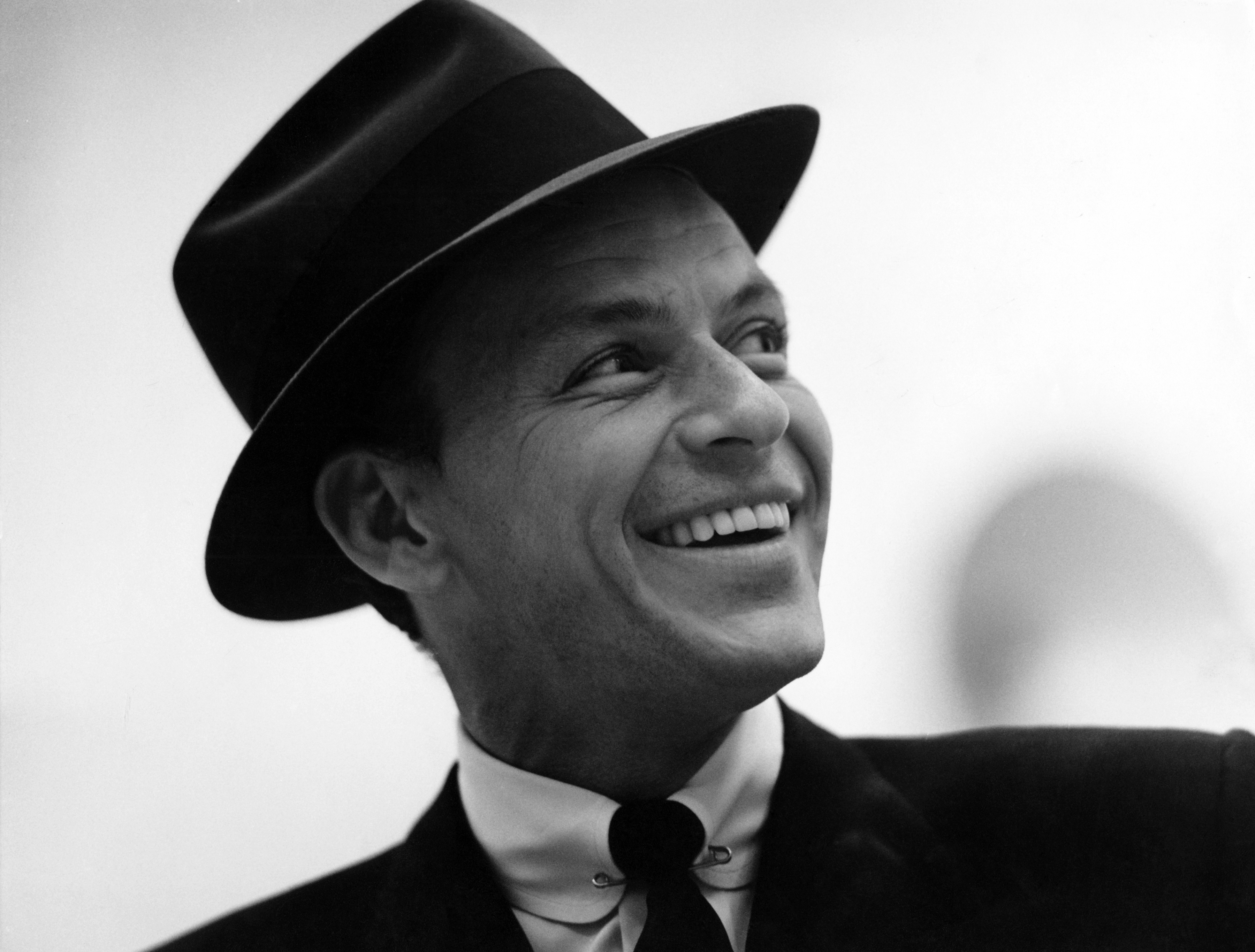 Frank Sinatra: il film sulla sua vita diretto da Scorsese con Leonardo Di Caprio