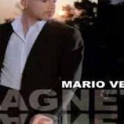 Il testo IL MONDO IN BIANCO E NERO di MARIO VENUTI è presente anche nell'album Magneti (2006)