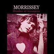 Il testo REBELS WITHOUT APPLAUSE di MORRISSEY è presente anche nell'album Bonfire of teenagers (2023)