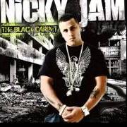 Il testo CAMBIAR LA RUTINA di NICKY JAM è presente anche nell'album The black carpet (2007)
