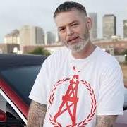 Il testo 3 COMMAS di PAUL WALL è presente anche nell'album The great wall (2023)