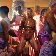 Il testo GRIP dei PEACHES è presente anche nell'album No lube so rude (2026)