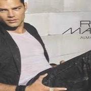 Il testo Y TODO QUEDA EN NADA di RICKY MARTIN è presente anche nell'album Almas del silencio (2003)
