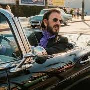 Il testo RETURNING WITHOUT TEARS di RINGO STARR è presente anche nell'album Long long road (2026)