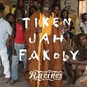 Il testo ONE STEP FORWARD di TIKEN JAH FAKOLY è presente anche nell'album Racines (2015)