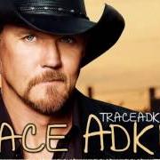 Il testo SONGS ABOUT ME di TRACE ADKINS è presente anche nell'album American man: greatest hits (2007)