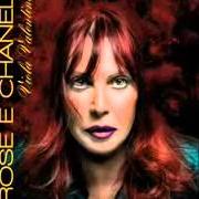 Il testo ROSE E CHANEL di VIOLA VALENTINO è presente anche nell'album Rose e chanel (2013)