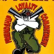 Il testo FRIENDSHIP, LOYALTY, COMMITMENT di 25 TA LIFE è presente anche nell'album Friendship, loyalty, commitment (1999)