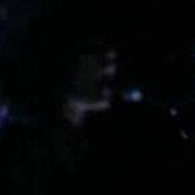 Il testo ALIVE dei VHS OR BETA è presente anche nell'album Night on fire (2004)