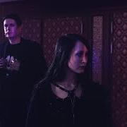 Il testo I WILL SURRENDER dei BLUTENGEL è presente anche nell'album Dämonen : sturm (2025)