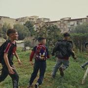 Ragazzo di giù