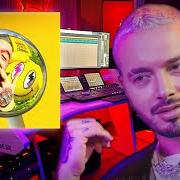 Il testo DIENTES di J BALVIN è presente anche nell'album Sonríe, estás en cámara (2024)