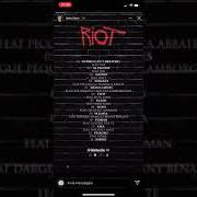 Il testo AL PACINO di IZI è presente anche nell'album Riot (2020)