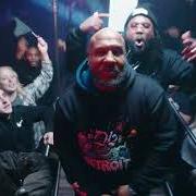Il testo TEAR IT DOWN di D12 è presente anche nell'album D12 forever (2026)