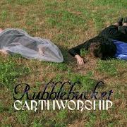 Il testo TRUTH IN THE AIR di RUBBLEBUCKET è presente anche nell'album Earth worship (2022)