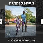 Il testo PRIVACY SETTINGS di STACKED LIKE PANCAKES è presente anche nell'album Strange creatures (2019)