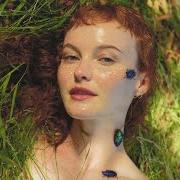 Il testo FROG RINSE di KACY HILL è presente anche nell'album Bug (2024)