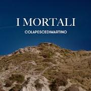 Il testo RARAMENTE di COLAPESCEDIMARTINO è presente anche nell'album I mortali (2020)