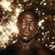 Il testo LOVE'S REFRAIN di MOSES SUMNEY è presente anche nell'album Sophcore (2024)