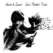 Il testo LALALA di ANNI B SWEET è presente anche nell'album Start, restart, undo (2009)