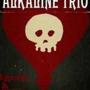 Il testo LIVE YOUNG, DIE FAST (ACOUSTIC) degli ALKALINE TRIO è presente anche nell'album Agony and irony (2008)