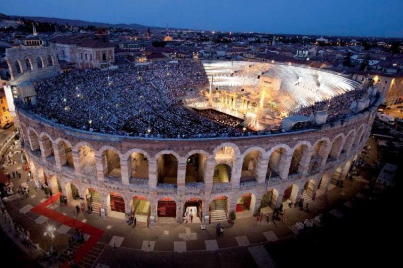 Arena di Verona: spettacoli confermati per l'estate 2021