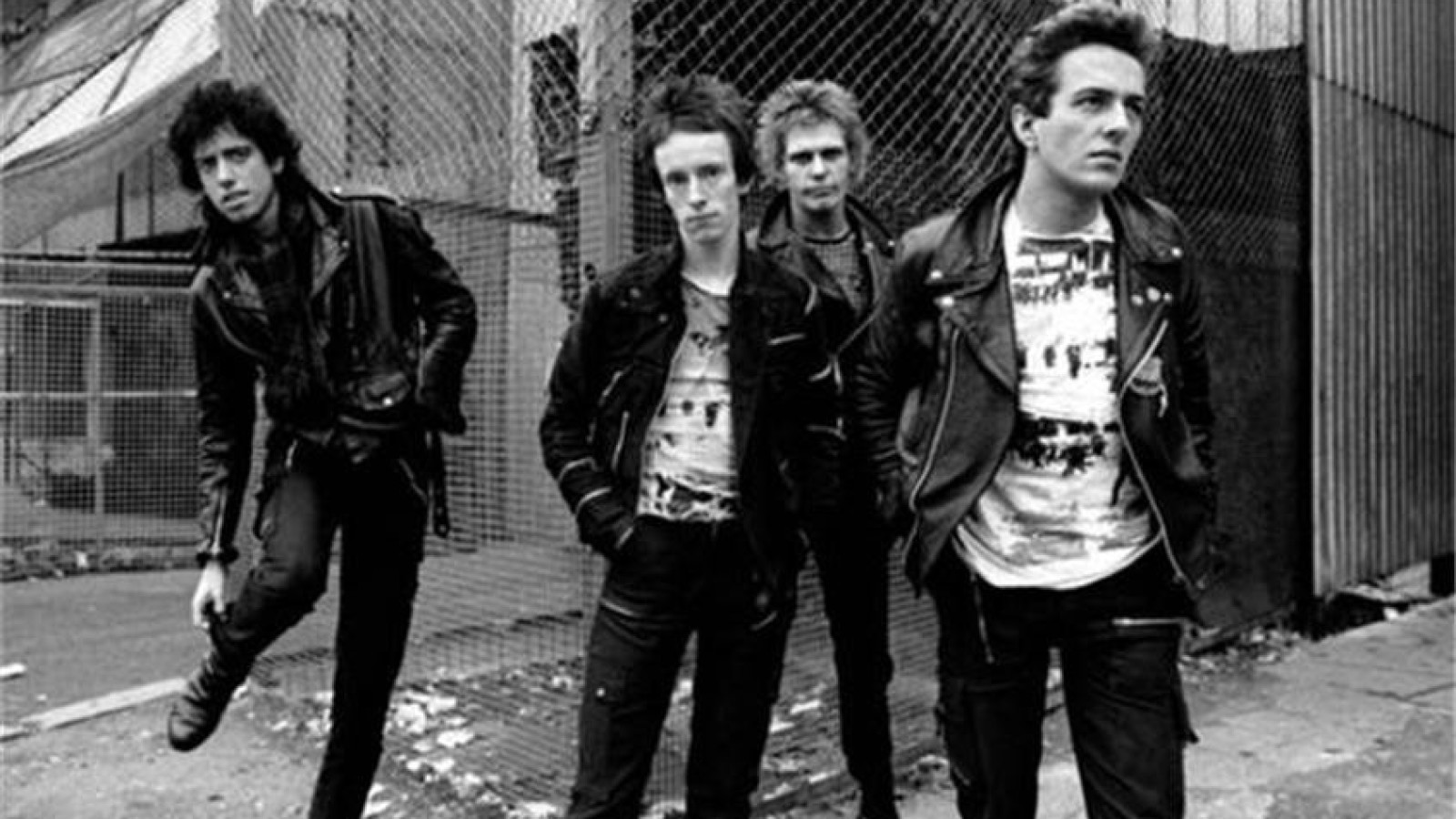 The Clash: quella volta che Paul Simonon rifiutò 1 milione di sterline