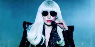 Lady Gaga si confessa: disturbi mentali dovuti a violenza sessuale